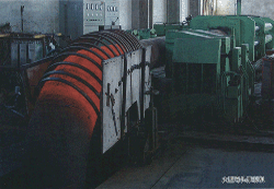 1645004224722759.gif 大型彎頭推制機(jī).gif